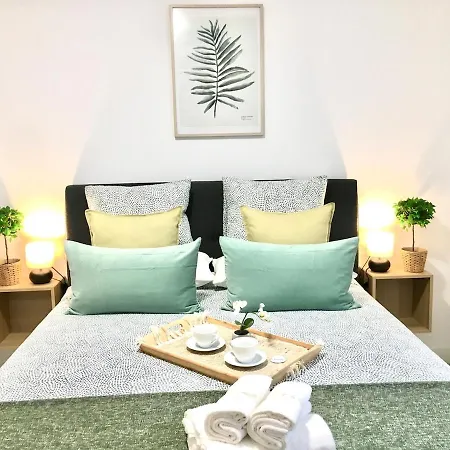 Apartment Castro Holidays - Apto A Centrico Terraza Con Garaje Gratis