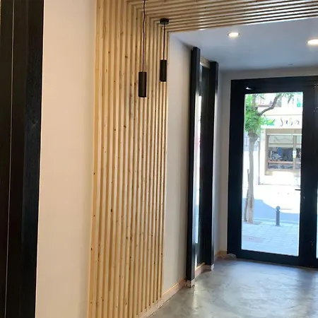 Holidays - Apto A Centrico Terraza Con Garaje Gratis