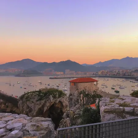 Holidays - Apto A Centrico Terraza Con Garaje Gratis Daire Castro Urdiales
